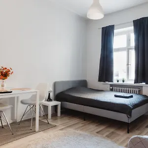 https://bright-studio-in-the-center-of-helsinki-with-self-check-in.tophotelshelsinki.com